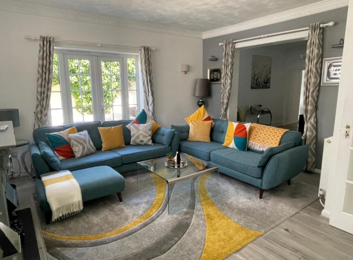 Penhale Holiday Flats Eastbourne Room photo