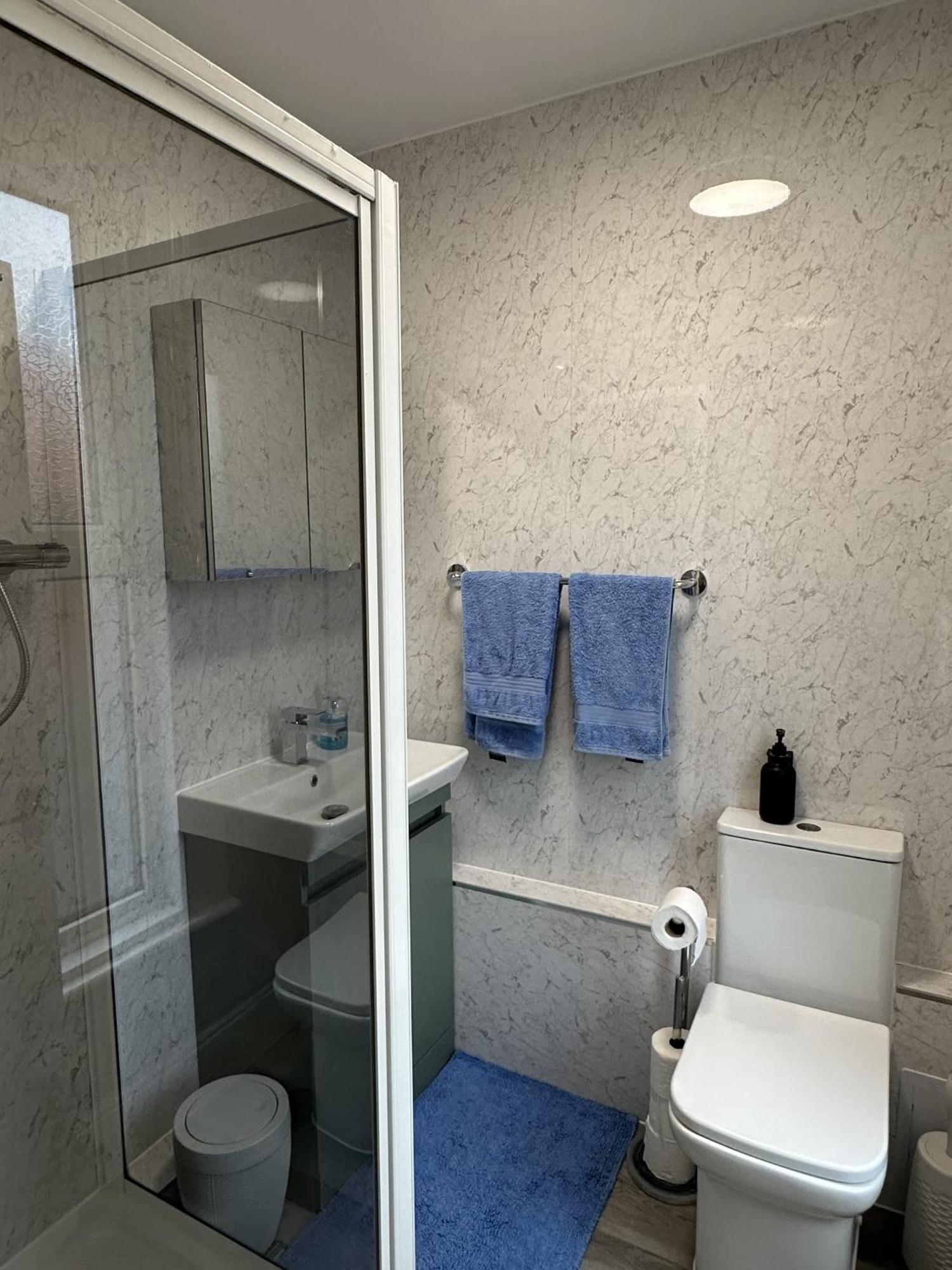 Penhale Holiday Flats Eastbourne Room photo