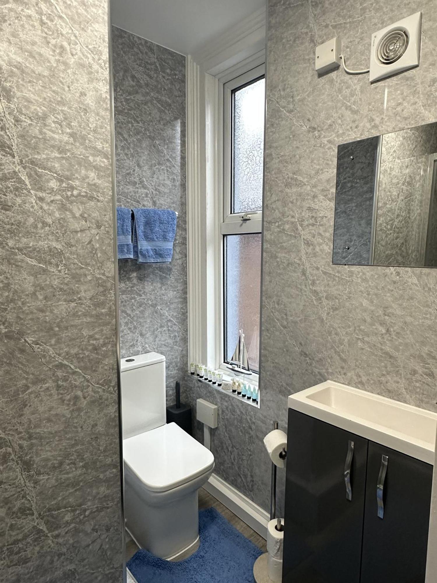 Penhale Holiday Flats Eastbourne Room photo
