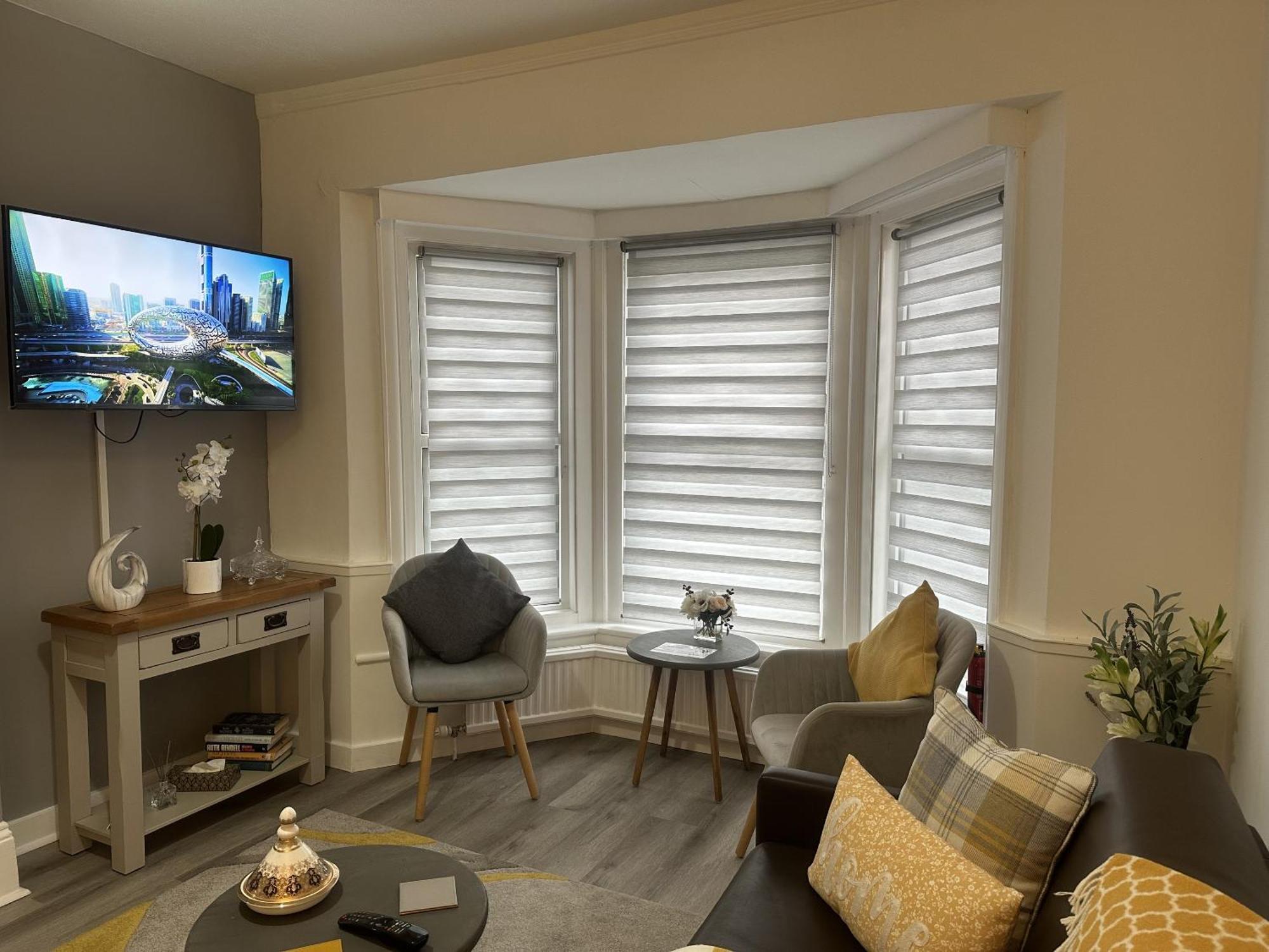 Penhale Holiday Flats Eastbourne Room photo